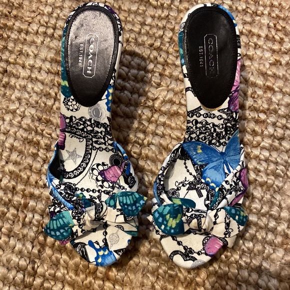 COACH shoes - Picture 2 of 5